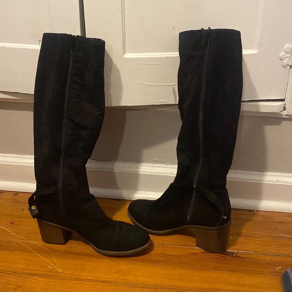 Women’s Black Calf-Length Heeled Boots, Size 9